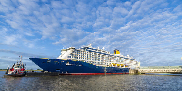 Spirit Of Discovery Cruise - Ship Review - Photos & Departure ...